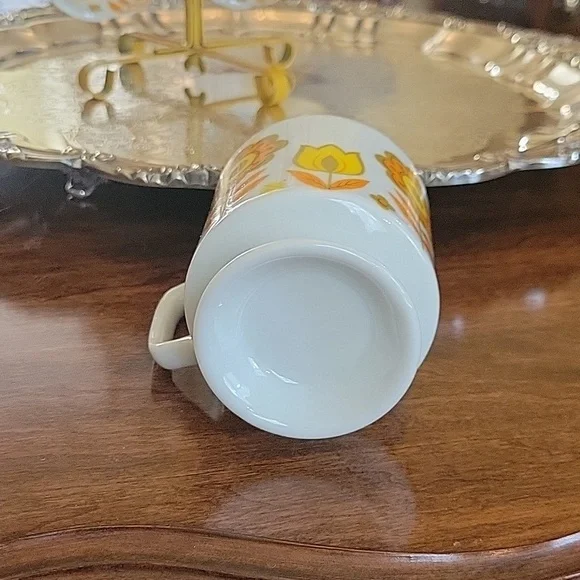 Vintage 1970's Tree Mugs - Picture 5 of 5